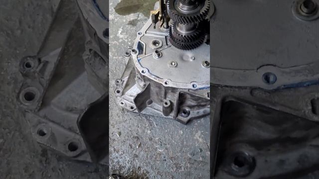 roulement de boîte de vitesse Renault Master 2 dci 120cv смотреть онлайн