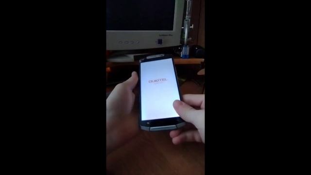 Ремонт телефона OUKITEL. Замена аккамулятора.