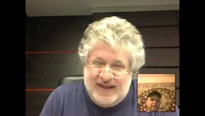 Коломойский: Порошенко с Яценюком будут друг друга е...ть!