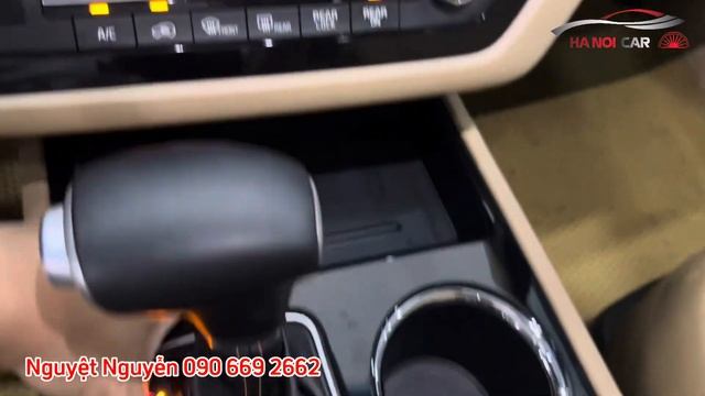 Kia Sedona 2020 bản full máy dầu! Xe như mới tinh, nilong chưa bóc hết, quanh 950tr đã mua được xe! смотреть онлайн