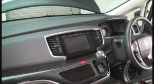 Снимаем головное устройство Honda Odyssey RC.avi