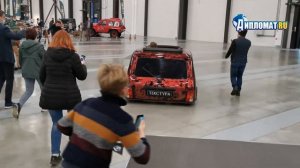 Самая низкая машина в мире (iling show)