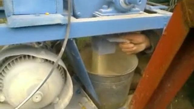 Кормоизмельчитель,кормодробилка,крупорушка 5,5кВт (220-380В) смотреть онлайн