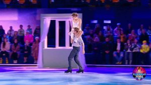 Екатерина Боброва и Макар Запорожский - "Manha de ...вый период 2021. Фрагмент выпуска от 06.11.2021