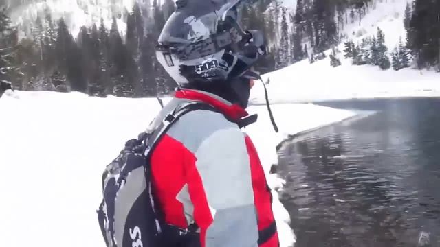 СНЕГОХОДЫ НА ВОДЕ, Утонул смотреть онлайн