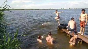 дети купаются на речке? 21 июля 2023