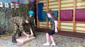 Физкультурное развлечение к Дню Защитника Отечества подготовительная к школе группа