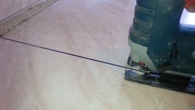 Ryobi RJS1050K и Bosch GST8000E смотреть онлайн