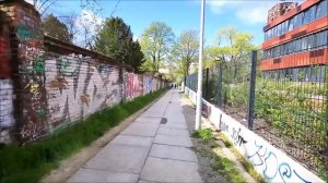 БЕРЛИН УЖАС НА КЛАДБИЩЕ МОГИЛЫ С ПРАХОМ,ПАМЯТНИКИ ВЫБРАСЫВАЮТ В НИХ ХОРОНЯТ ДРУГИХ. ДОМА НА КЛАДБИЩ