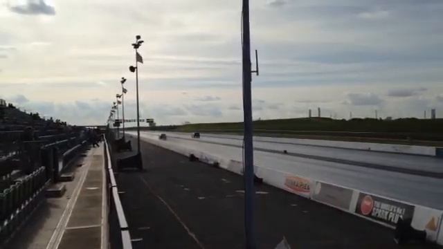 Skoda Fabia Vrs Vs Volkswagen Golf R32 Santa Pod