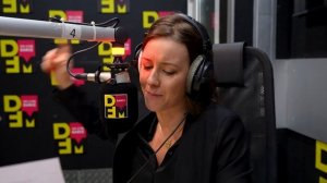 ИРИНА СТАРШЕНБАУМ читает текст в разных обстоятельствах