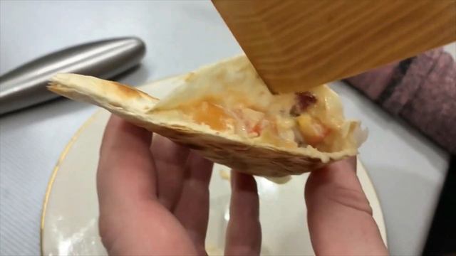 #Кесадилья_с_беконом_и_быстрая_пицца смотреть онлайн