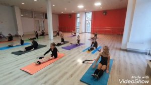 Партерная гимнастика. Группа 7-9 лет