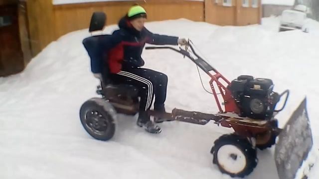 ОБЗОР НА МОТОБЛОК С АДАПТЕРОМ И ЛОПАТОЙ смотреть онлайн