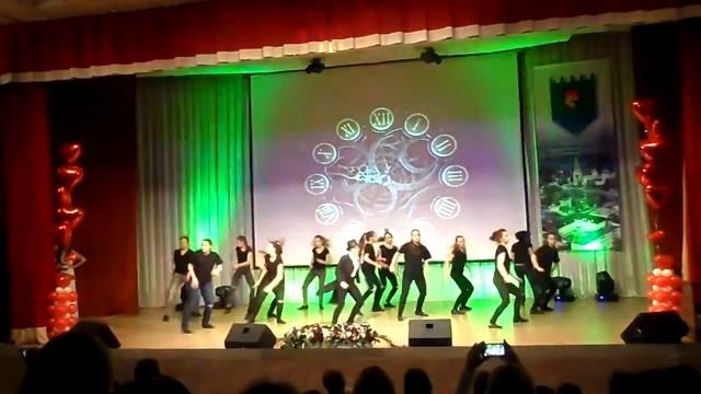 тк "Импульс" ДДТ Бронницы. Танец "Время" руководитель: Башкирова О.И.