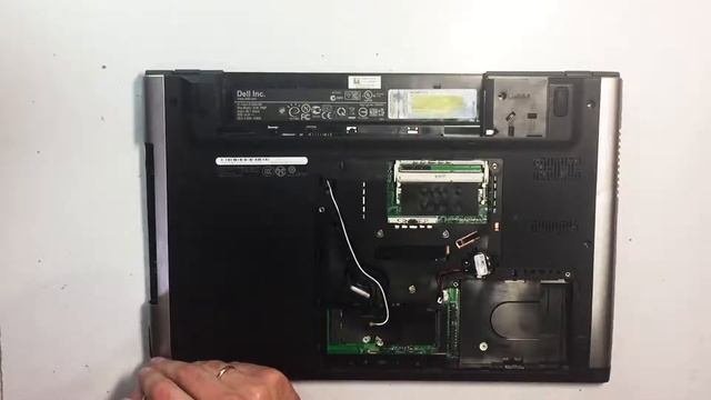 Разборка Dell Vostro 3500 P09F