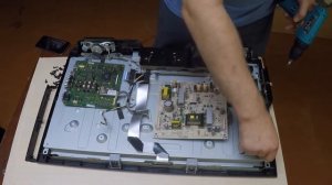 Разборка телевизора Sony KLV-26BX301