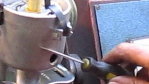 Настройка распределителя зажигания ГАЗ 24 с помощью стенда. Севастополь  27.03.2015 года.