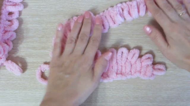 Как вязать лицевые петли из пряжи Ализе Пуффи. смотреть онлайн