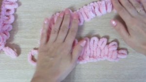 Как вязать лицевые петли из пряжи Ализе Пуффи.