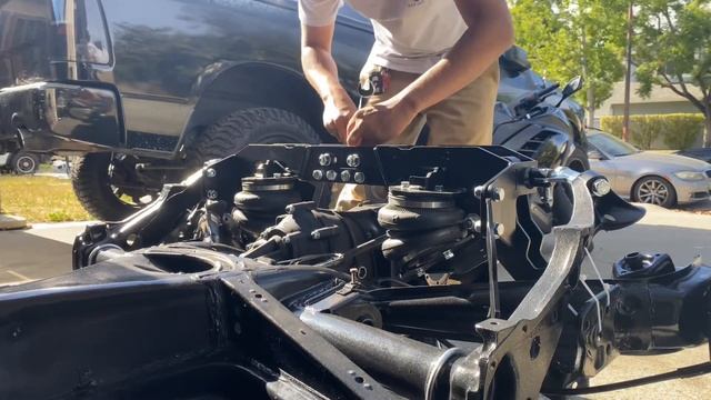 1969 VW Beetle-Installing Rear Air Suspension-Part 2 смотреть онлайн