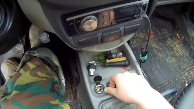 Как заменить прикуриватель в Калине, Приоре, Гранте. Установка удобного прикуривателя. смотреть онлайн