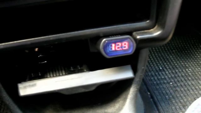 Вольтметр Автомобильный в Прикуриватель.Voltmeter car cigarette lighter