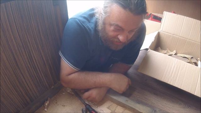 Автодом своими руками. Шкафы, багажный ящик и газовый баллон. смотреть онлайн