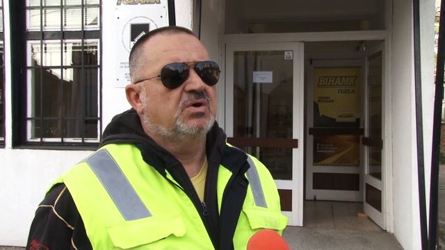 Na snazi zimski uslovi za vožnju: Vozači, da li posjedujete zimsku opremu? - 15.11.2018. смотреть онлайн