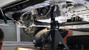 Замена ремня генератора(привода вспом. агрегатов)VW T5GP 2.0tdi.Замена натяжителя ролика VW 2.0tdi.