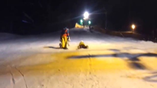 (ползком в гору) - для тех кто не хочет или боится учиться подниматься на бугеле