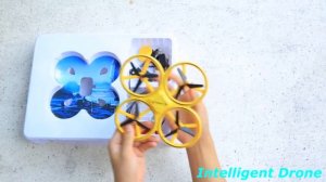 Квадрокоптер Intelligent Drone управляемый жестами руки