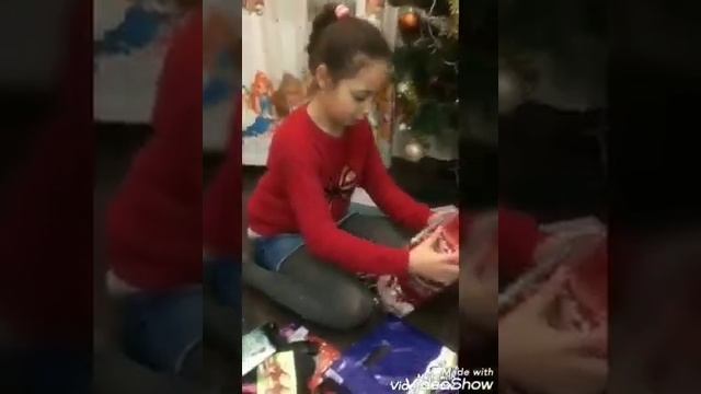 Реакция на новый телефон/распаковка подарков на Новый год. смотреть онлайн