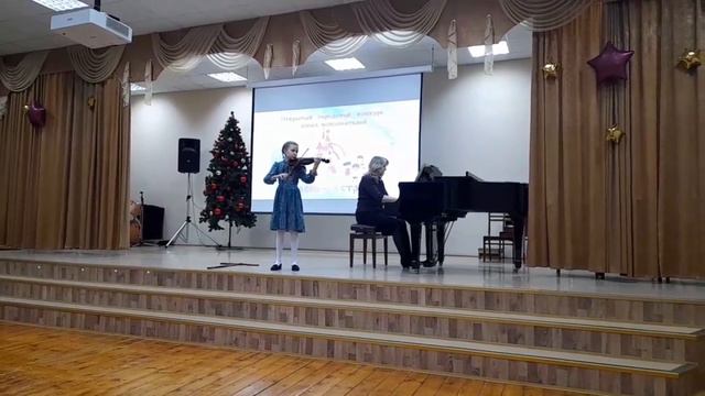 Прялка Рубенштейн Ипатова Ева 10 лет.