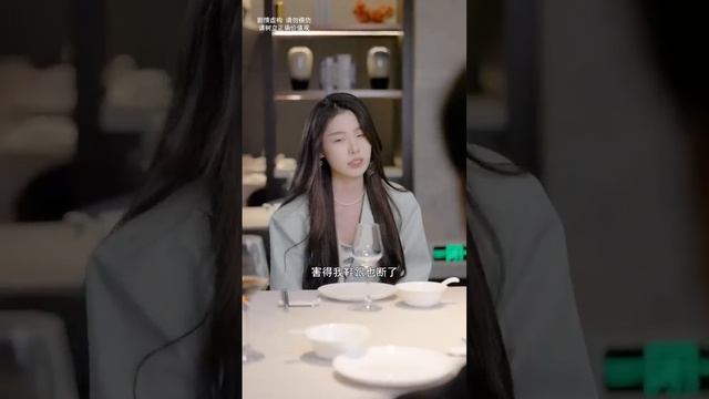 霸總出門相親，竟發現相親對像被富二代羞辱，他一氣之下讓富二代當場破產#湯小魚#短劇#情感#搞笑#霸道總裁 смотреть онлайн