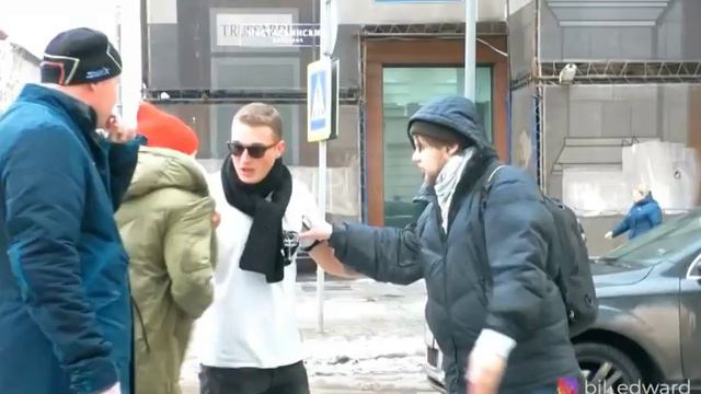 Edward Bil ЭДВАРД БИЛ ВОЗВРАЩЕНИЕ, ПРАНКИ, РОЗЫГРЫШИ НАД ЛЮДЬМИ, ДЕД МОРОЗ, НОВАЯ ЧАСТЬ смотреть онлайн