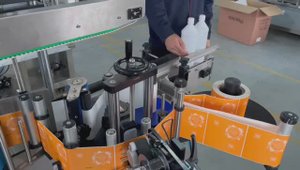 AU-R-200  Автоматическая этикетировочная машина для круглых бутылок