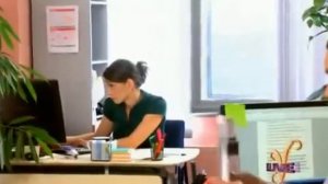 Все женщины делают это..