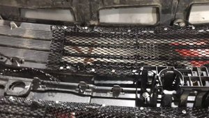 Changan CS35 защита радиатора. Установка защитной сетки в бампер, защита от пробоев и повреждений.