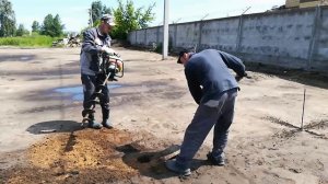 Бурение лунок мотобуром Champion AG252