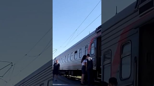 На пассажирской платформе железнодорожной станции Волгоград passenger platform railway station