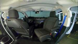 Поворотное кресло для автомобилей Peugeot Traveller, Citroen Spacetourer, Opel Zafira Life