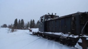 Конецгорская УЖД / Тепловоз ТУ6А-2823 со снегоочистителем