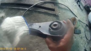 Jeep Grand Cherokee ZJ. Меняем нижний рычаг передней подвески и перепрессовка сайлентблоков.