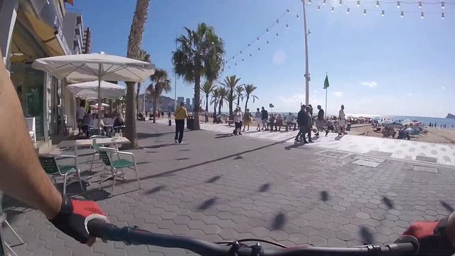 Бенидорм сегодня осень в Испании ?? Hasta la vista Baby туристический #benidorm total summer