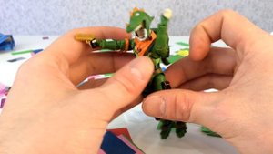 Обзор игрушки Fortnite Лама пиньята с аксессуарами