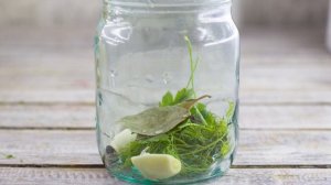 Огурцы в огурцах на зиму (огурцы в огуречной заливке) - простой и интересный рецепт засолки огурцов