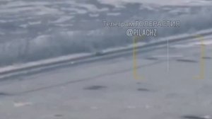 Русские бойцы продарили доверху набитую ранеными хохлами свиновозку