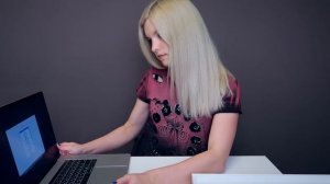 Распаковка ноутбука Apple MacBook Pro 15 2019 16