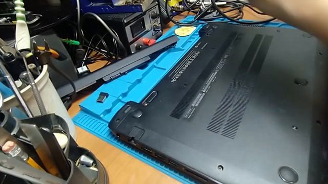 Ремонт ноутбука HP Pavilion 15-b183sr смотреть онлайн